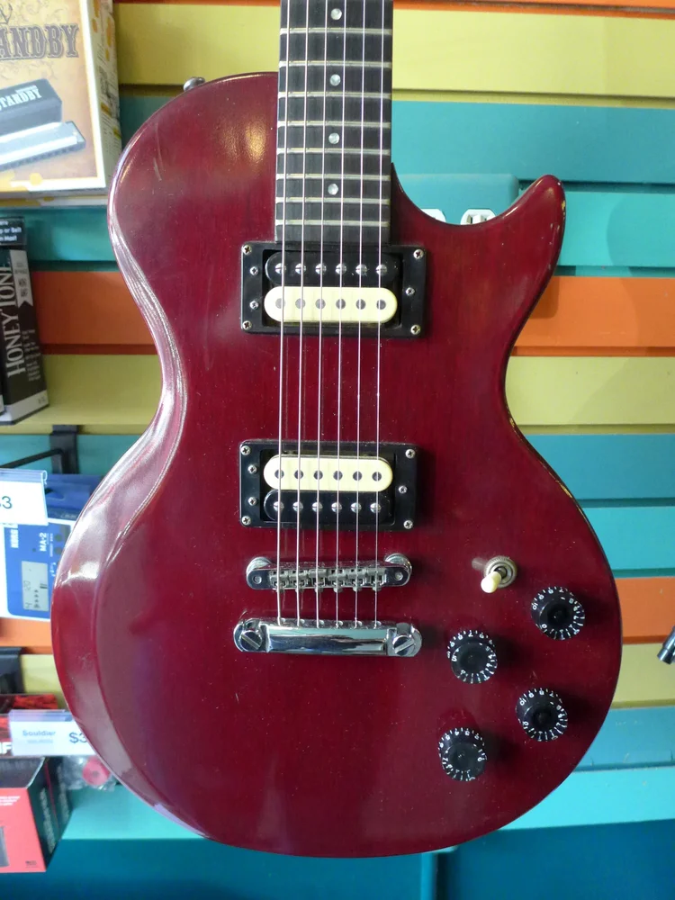 Gibson Invader
